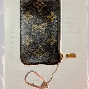 Louis Vuitton Monogram Key Pouch Keychain Wallet